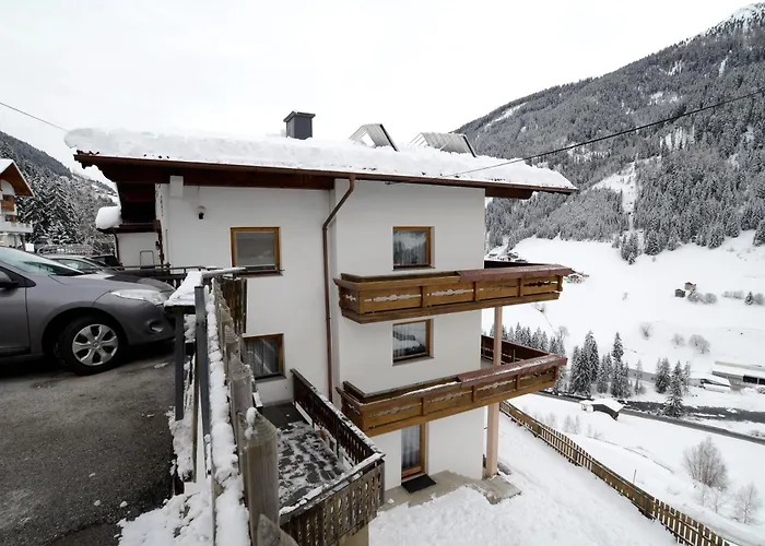 Haus Ladner - Josef Und Marianne